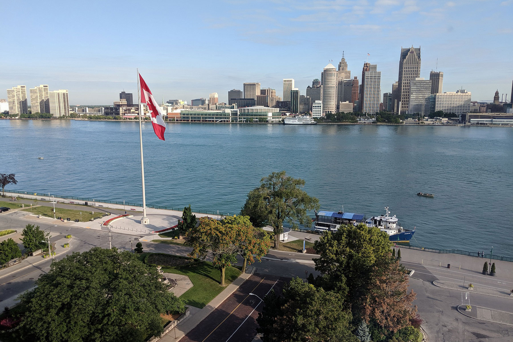 How to immigrate to Canada from the US