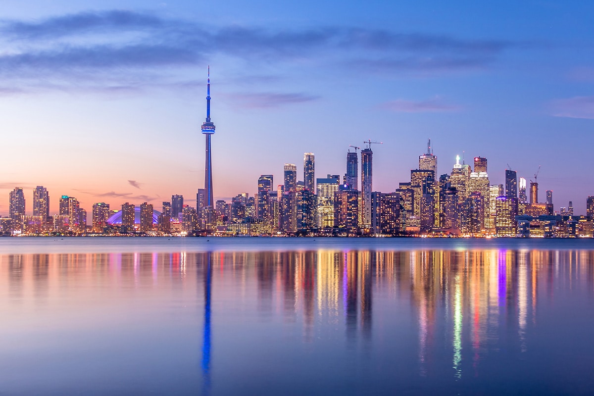 Toronto skyline at dusk