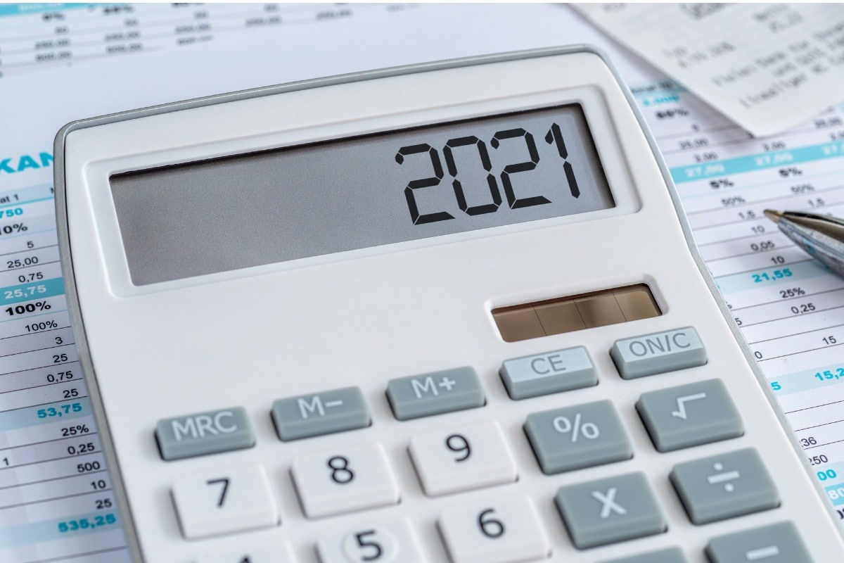Calculator that says 2021