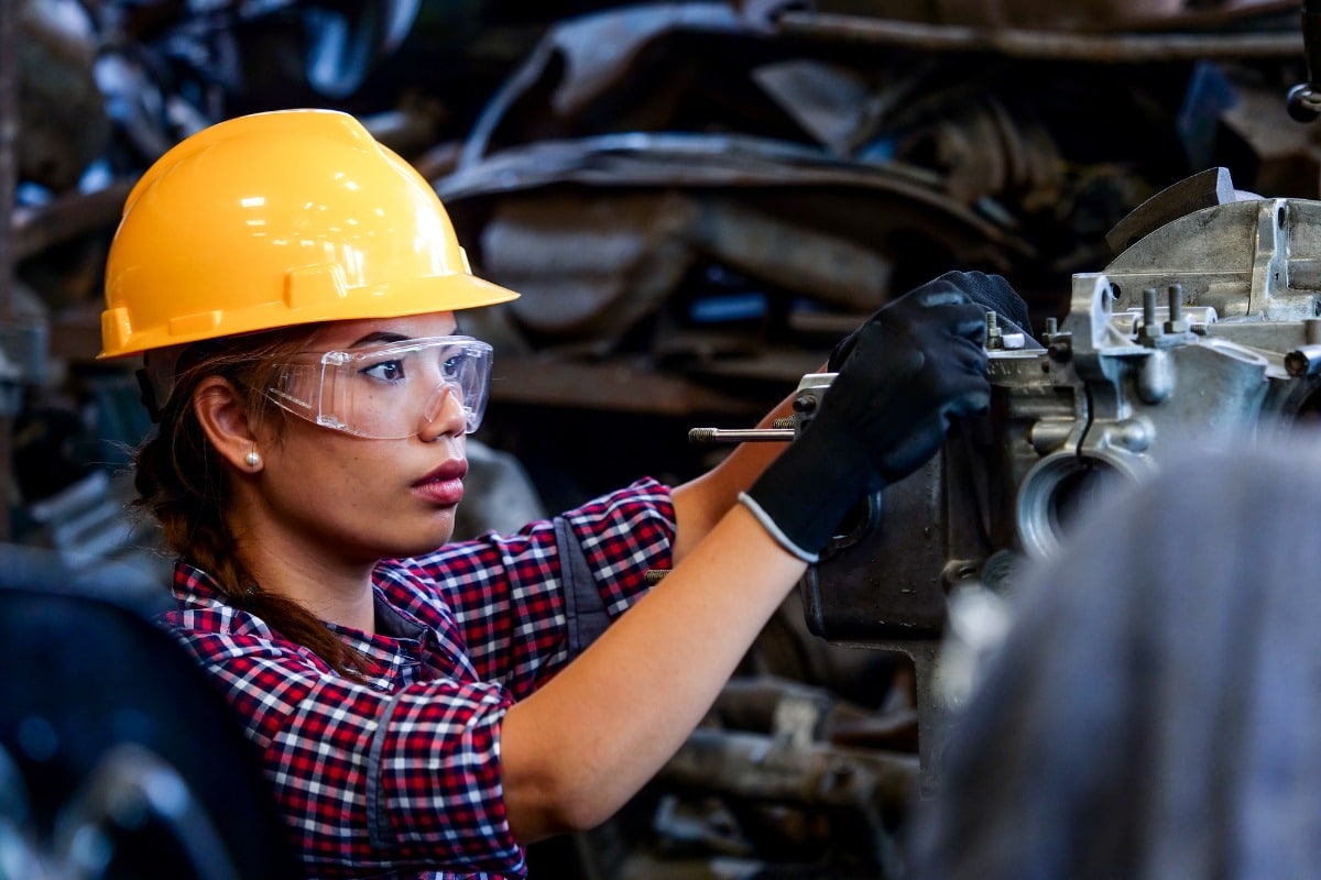 Metal worker