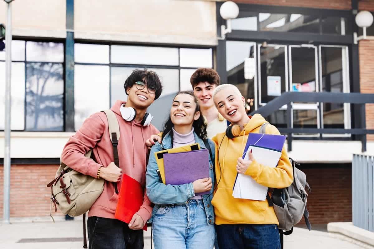 students smiling together for a picture
